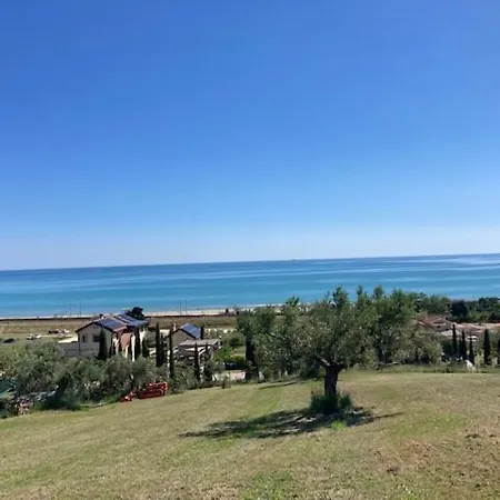 Falipe, Al Mare In Campagna! Silvi Paese