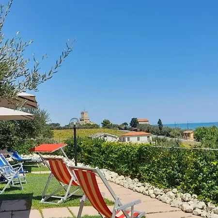 Falipe, Al Mare In Campagna! Farm stay